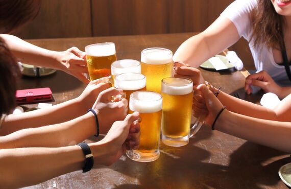 忘年会をするなら唐揚げが売りの飲み屋で | 市川駅の半個室がある鶏料理屋・居酒屋それゆけ！鶏ヤロー！市川店